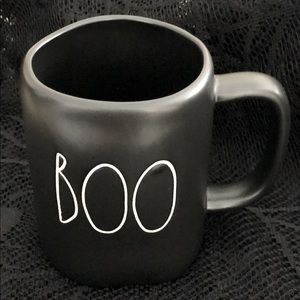 👻 RAE DUN HALLOWEEN BOO MUG!